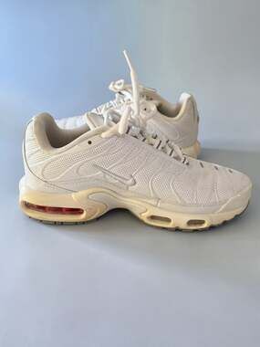Nike Air Max Plus TN White Grey CZ7552-001 Women's Size 7 US